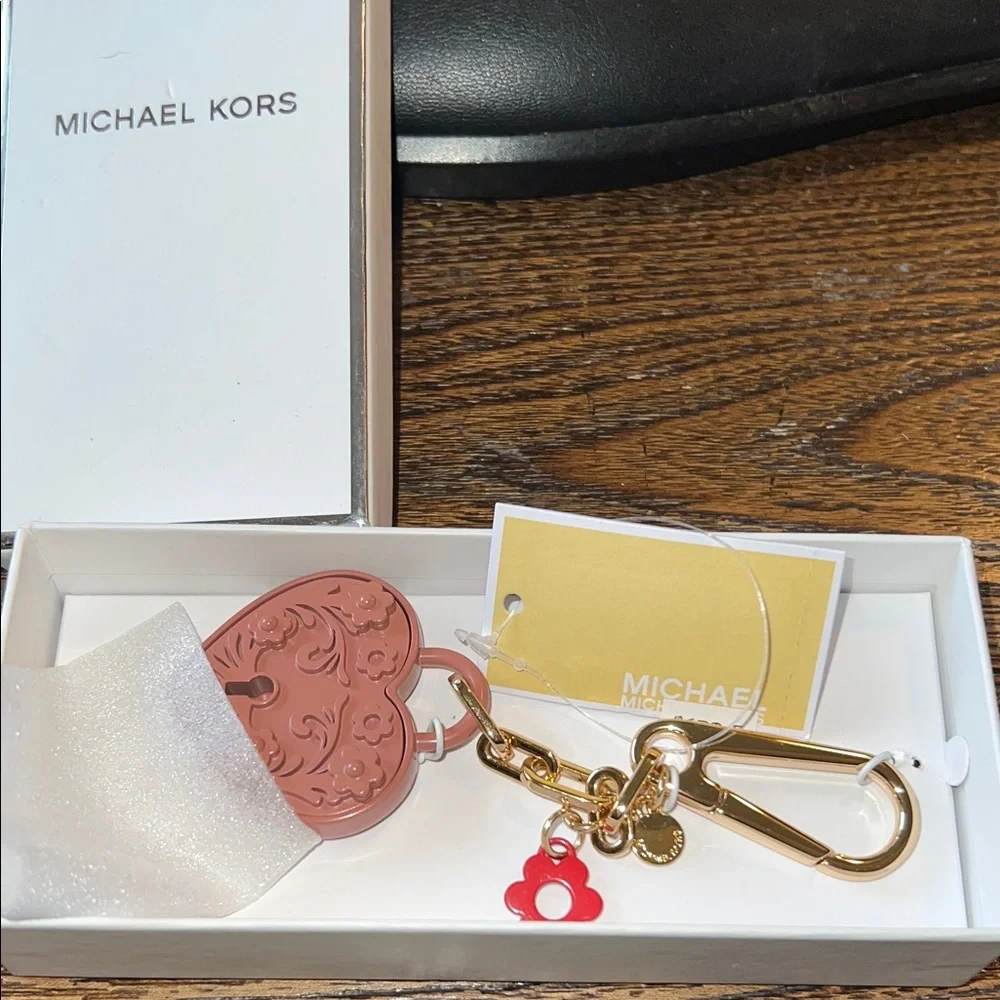 NWT Michael Kors heart lock charm KEYCHAIN